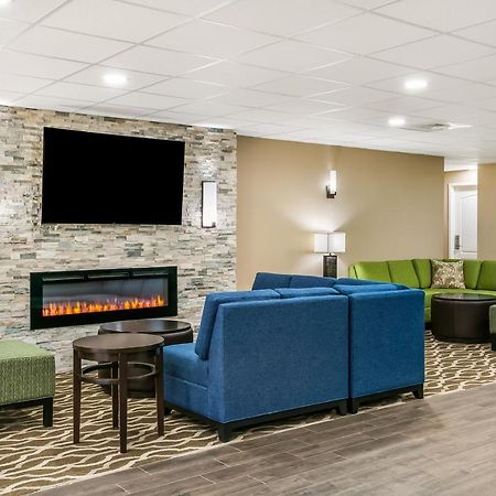 Aspire Hotel And Suites Геттисберг Экстерьер фото